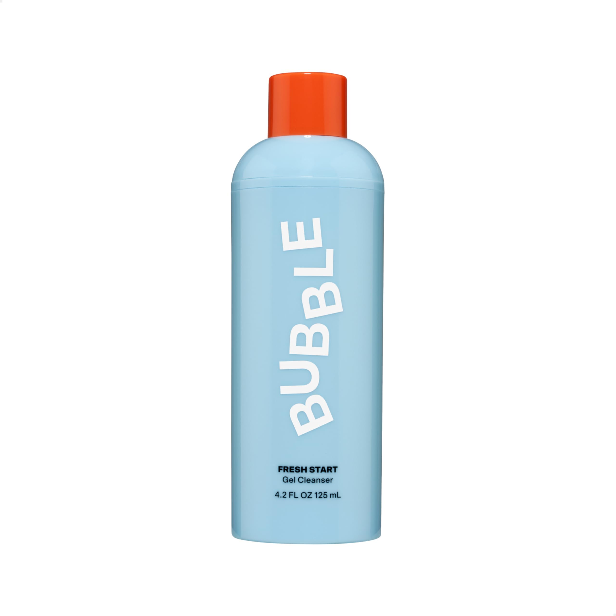 Bubble Skincare Fresh Start Gel en la palma durante la limpieza diaria.