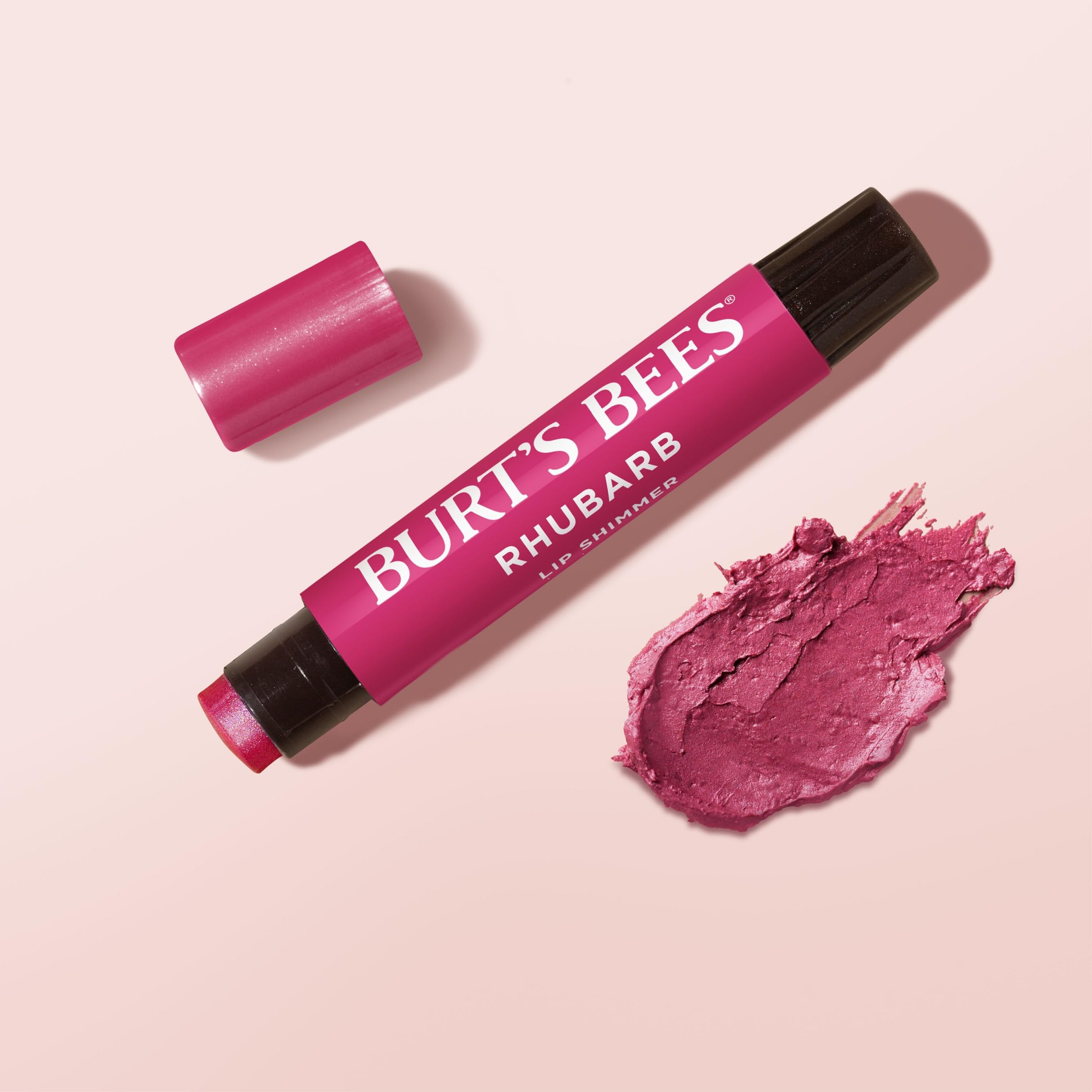 Brillo sutil que realza el color de labios.