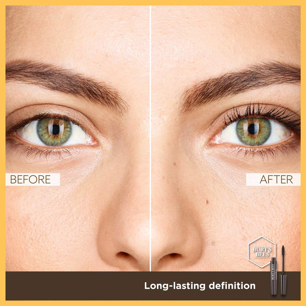 Fórmula con jojoba en Burts Bees Mascara nutre pestañas.