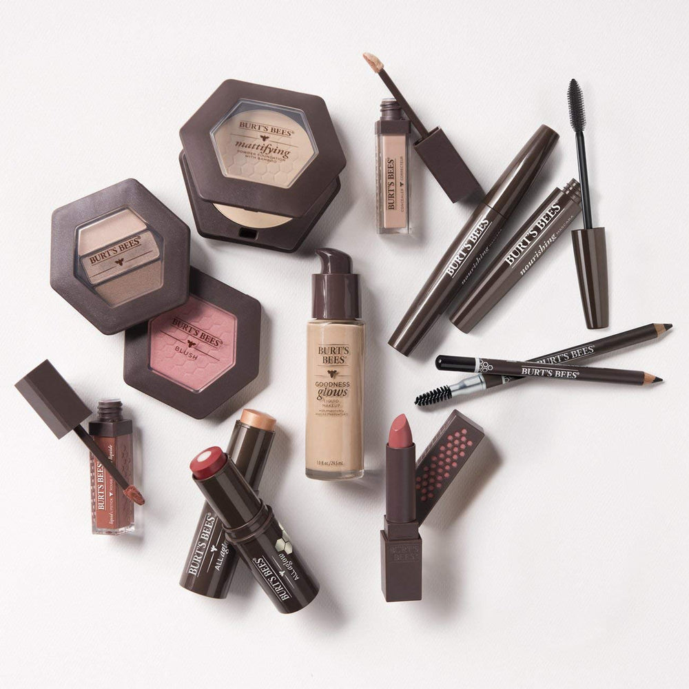 Prueba de sombra Burt's Bees en ojo, pigmento suave.