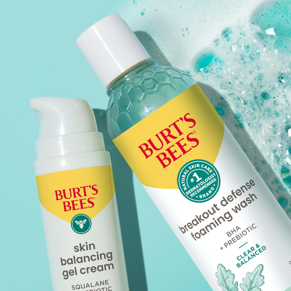 Rutina de cuidado de Burt's Bees para piel saludable.