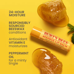 Burt's Bees Balsamo labial Original Beeswax, textura mate que revitaliza sin color.