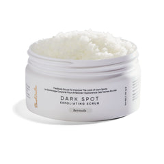 Bushbalm Bermuda Exfoliante: frasco del producto para exfoliar el cuerpo y preparar la piel.