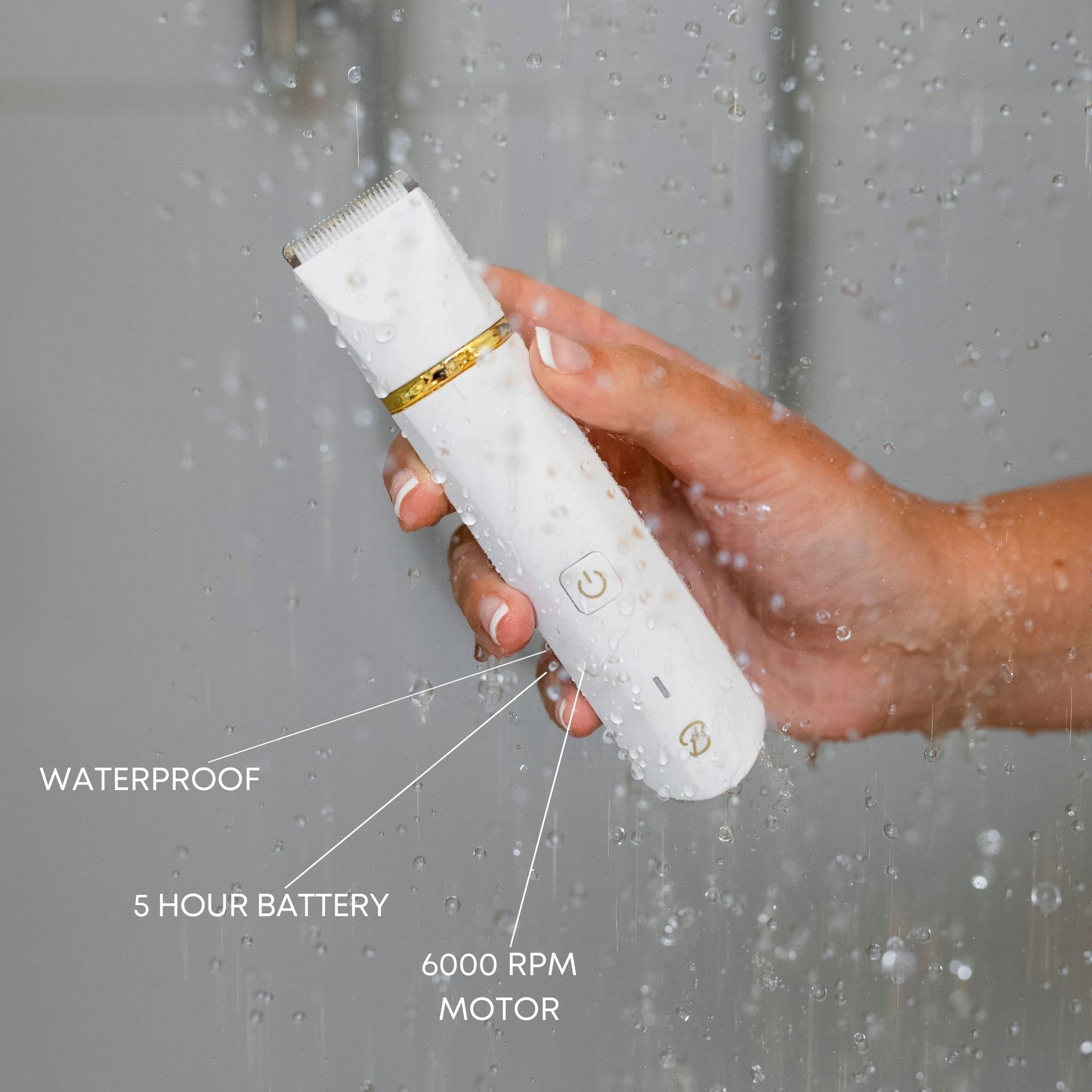 Francesca Trimmer de Bushbalm con carga por USB, listo para sesiones largas.