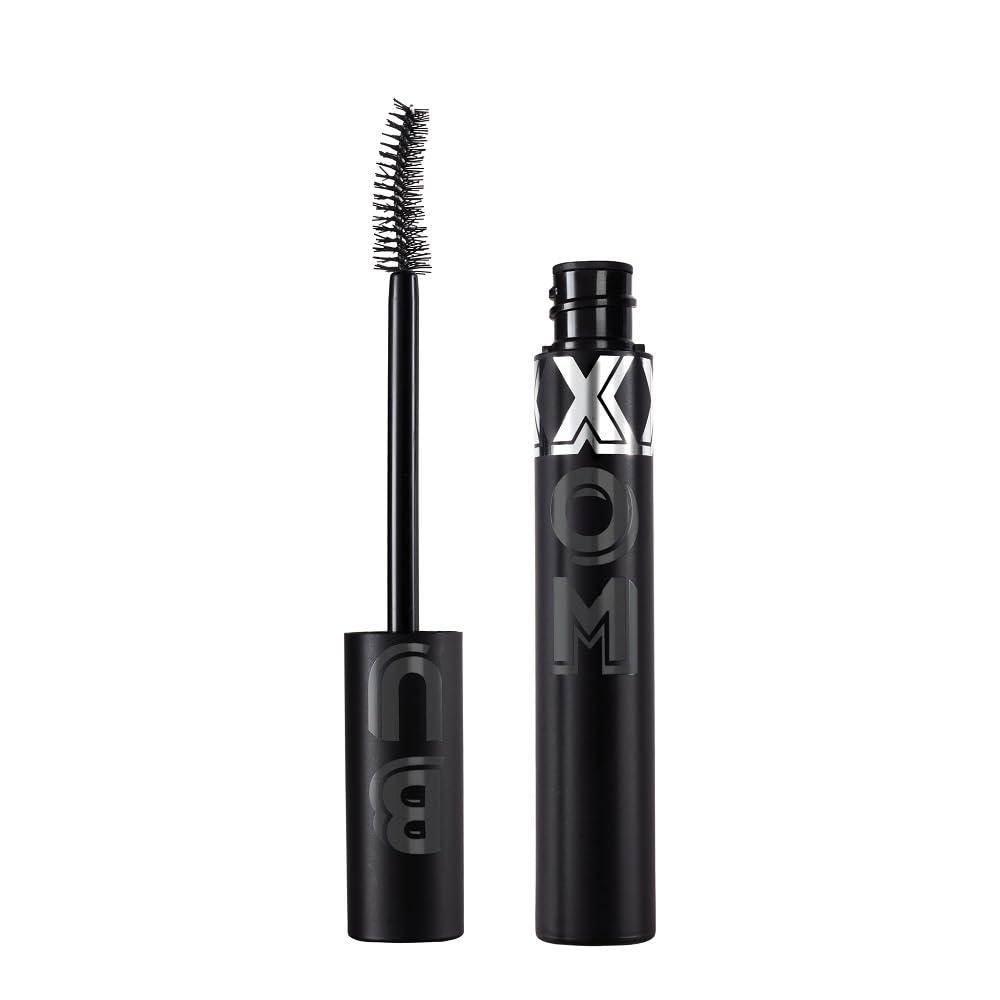 Buxom Lash Xtension Lift, flacon, révélant l’unité du mascara et son effet durable