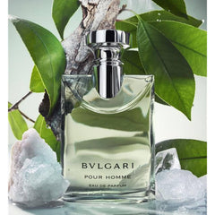 Caja de empaque BVLGARI Pour Homme, regalo sofisticado para amantes de fragancias.