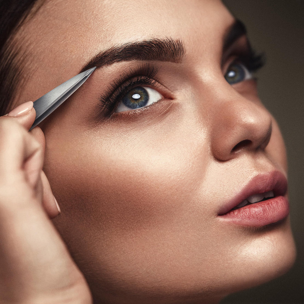 Pinzas By MILLY para uso en cejas y nariz con control suave