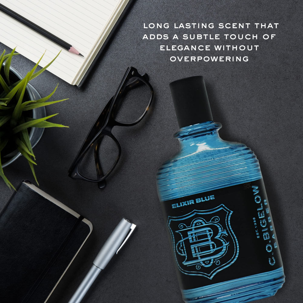 Aplicador compacto facilita la aplicación precisa de C. O. Bigelow Elixir Blue, fragancia fresca.