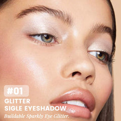 Sombra de ojos CAKAILA metalizada plata brillos para un efecto glam en eventos.