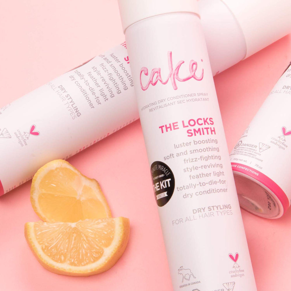 CAKE Beauty The Locks Smith textura ligera reduce frizz