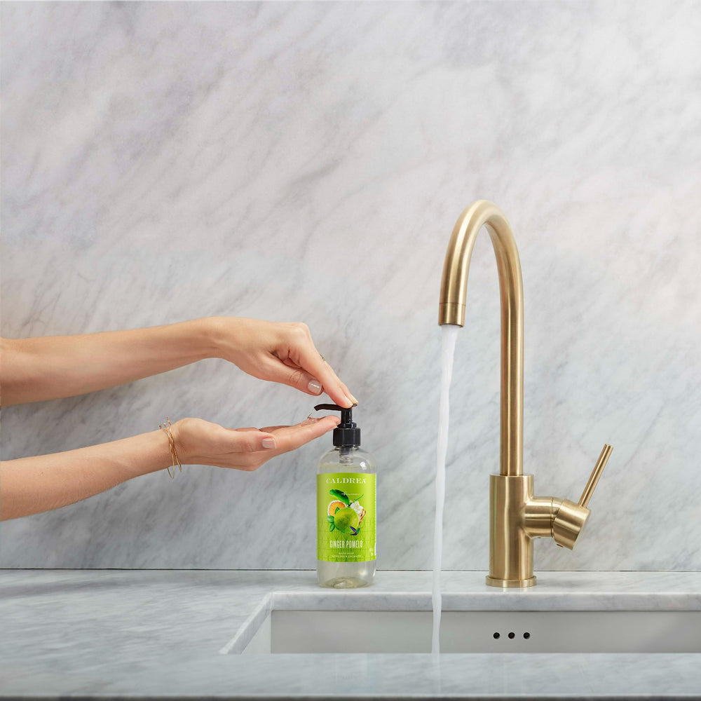 Caldrea Jabón de Manos textura aloevera para hidratación suave.