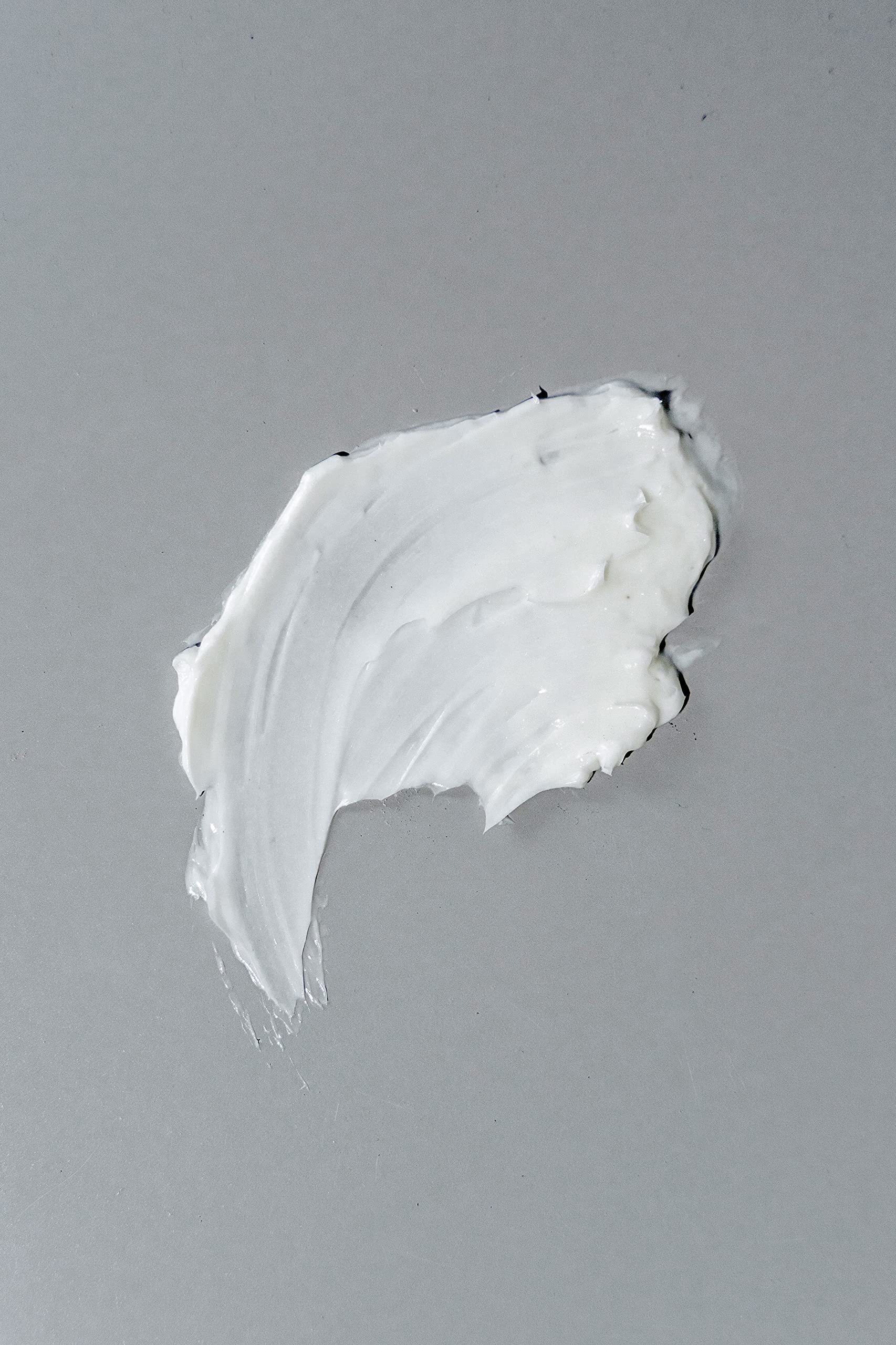 California Born – anti-frizz-contrôle-frisottis pour cheveux plus maîtrisés.