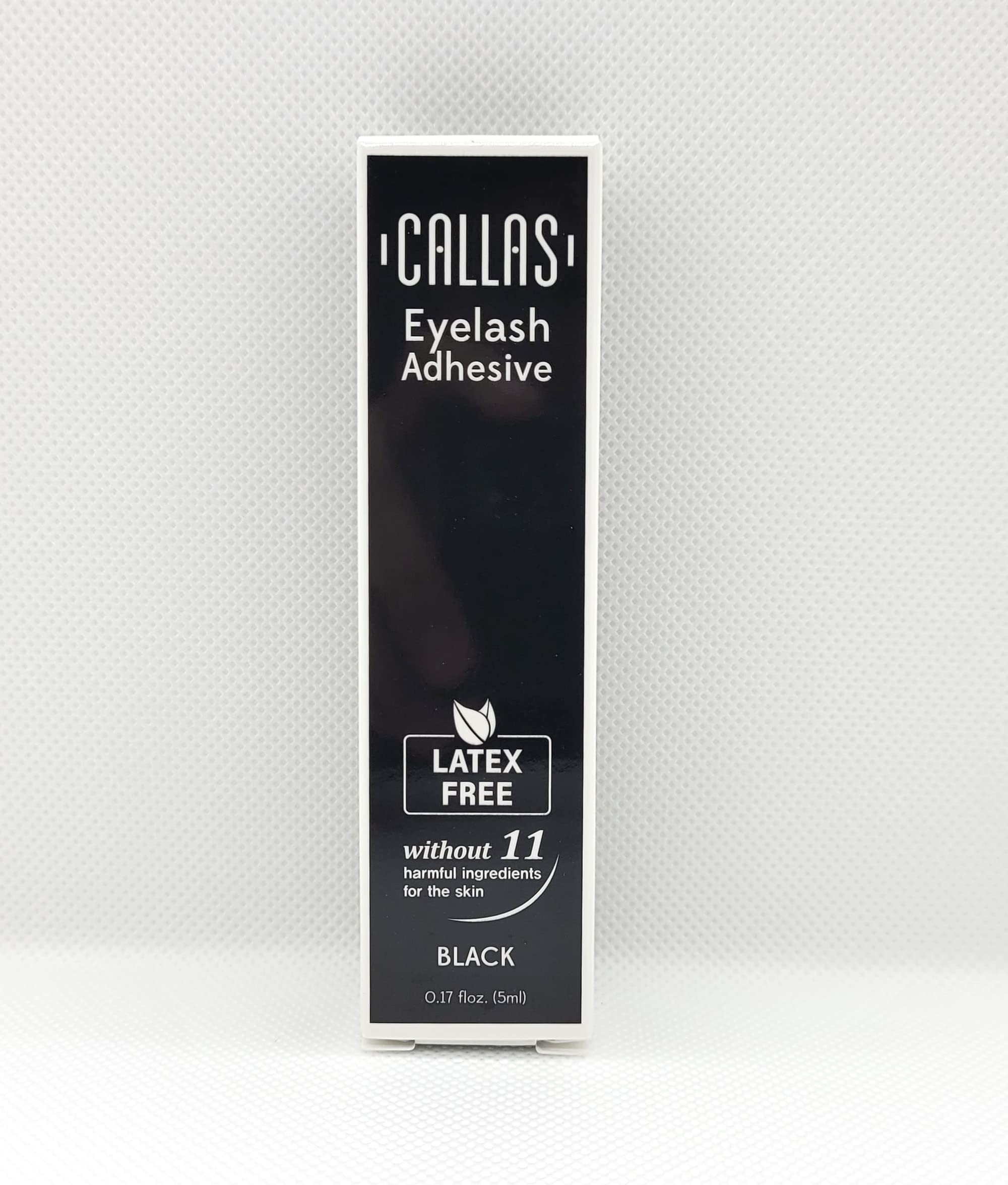 Callas pestañas, adherencia cercana para acabado natural y duradero.