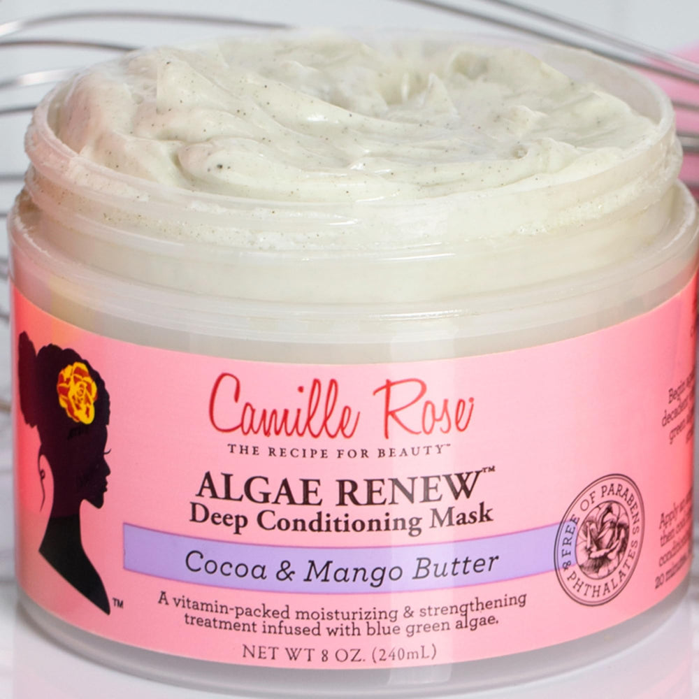 Camille Rose Algae Renew, desenredado con peine amplio para un peinado suave.