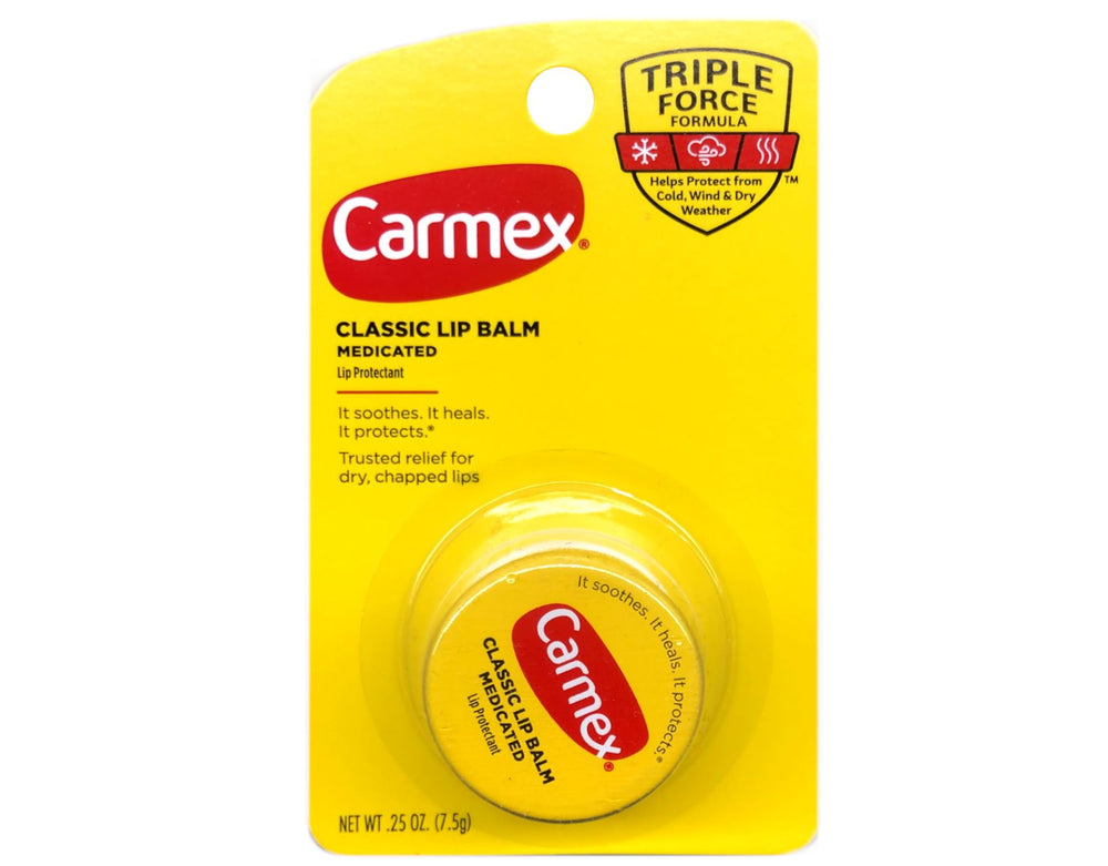 Aplicación suave de Carmex Bálsamo Labial Original para alivio de labios secos
