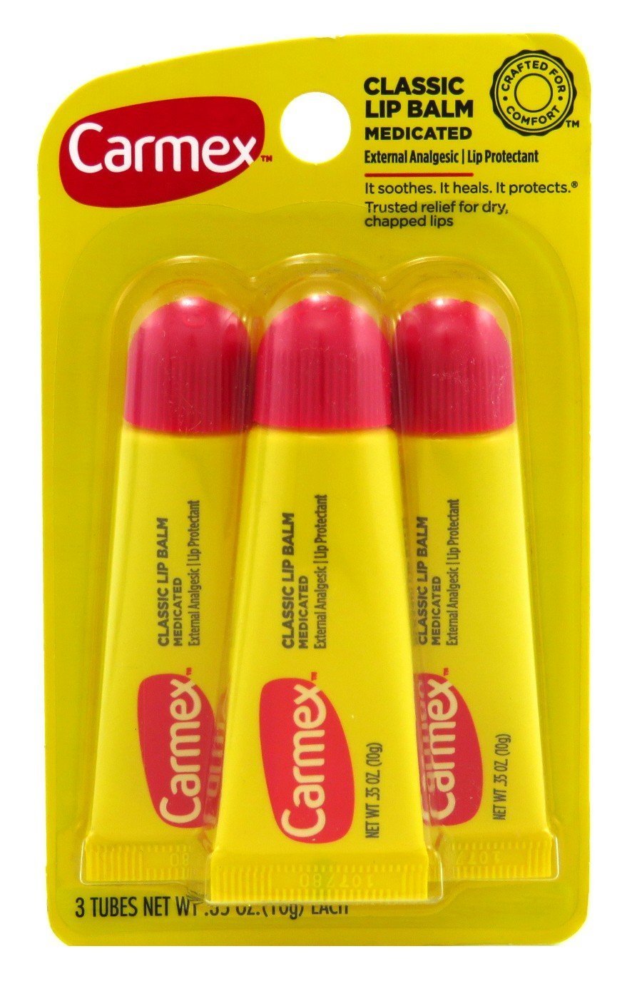 Carmex protector labial en tubo clásico para hidratación diaria.
