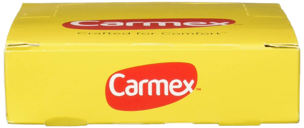 Aplicación suave del bálsamo Carmex clásico para confort rápido.