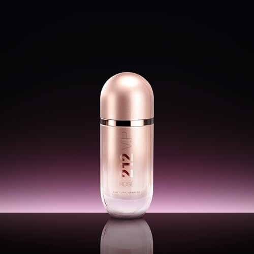 Frasco rosado mate de 212 VIP Rosé, diseño elegante para el tocador.