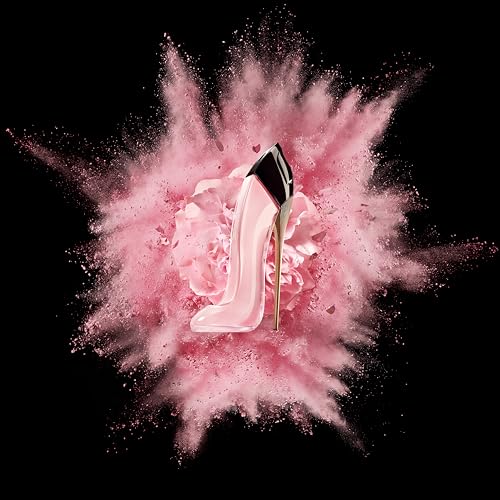 Etiqueta sofisticada de Good Girl Blush en la botella.