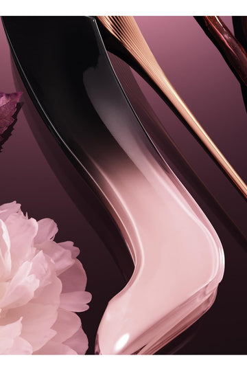 Toque cítrico suave en Good Girl Blush Elixir para inicio fresco