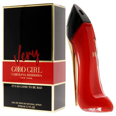 Empaque distintivo de Very Good Girl, ideal como regalo.