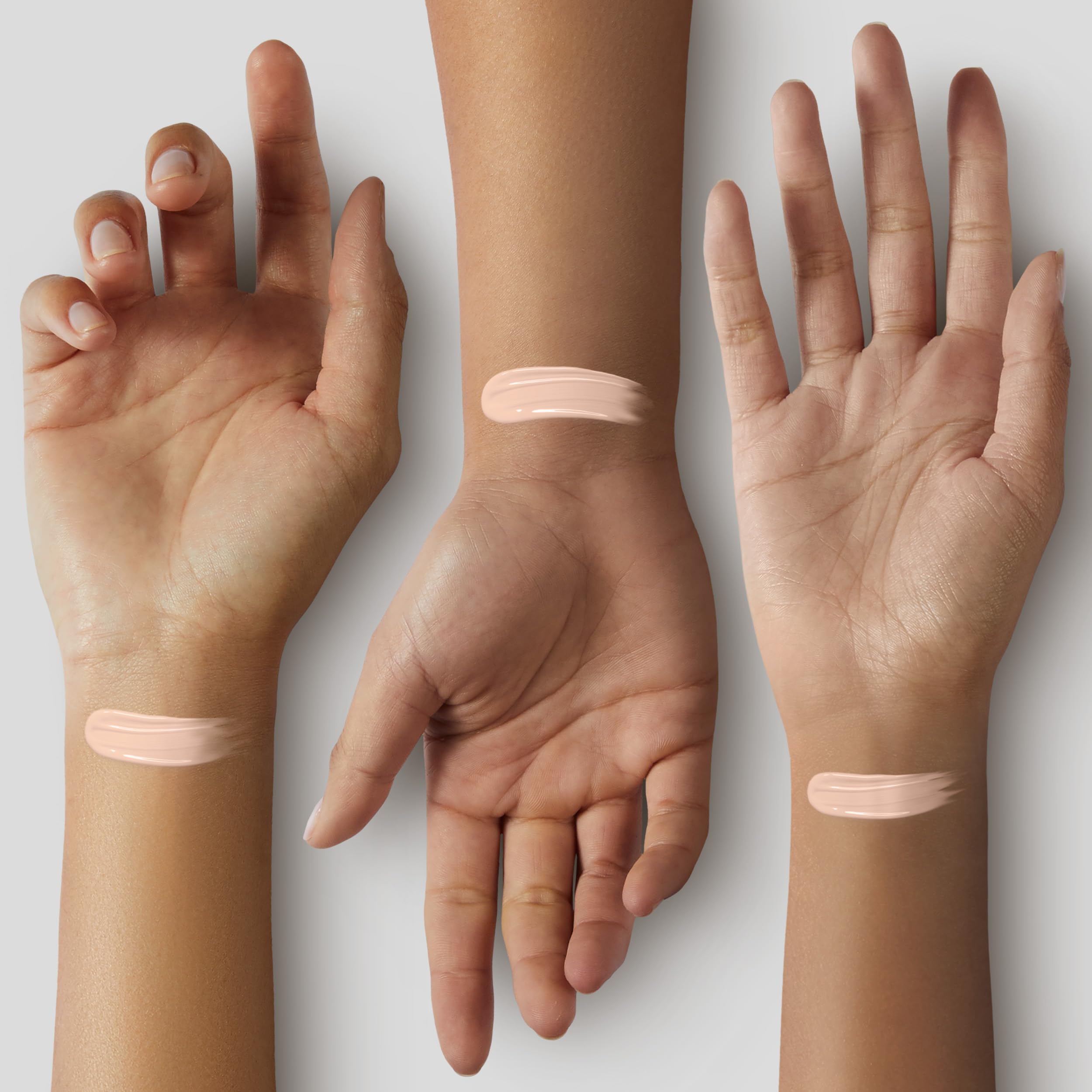 Con ácido hialurónico en Catrice True Skin High Cover Concealer para hidratación suave
