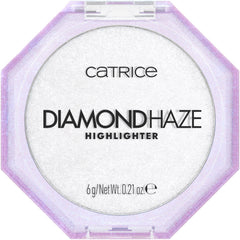 Catrice Diamond Haze ilumina el rostro con brillo 3D suave.