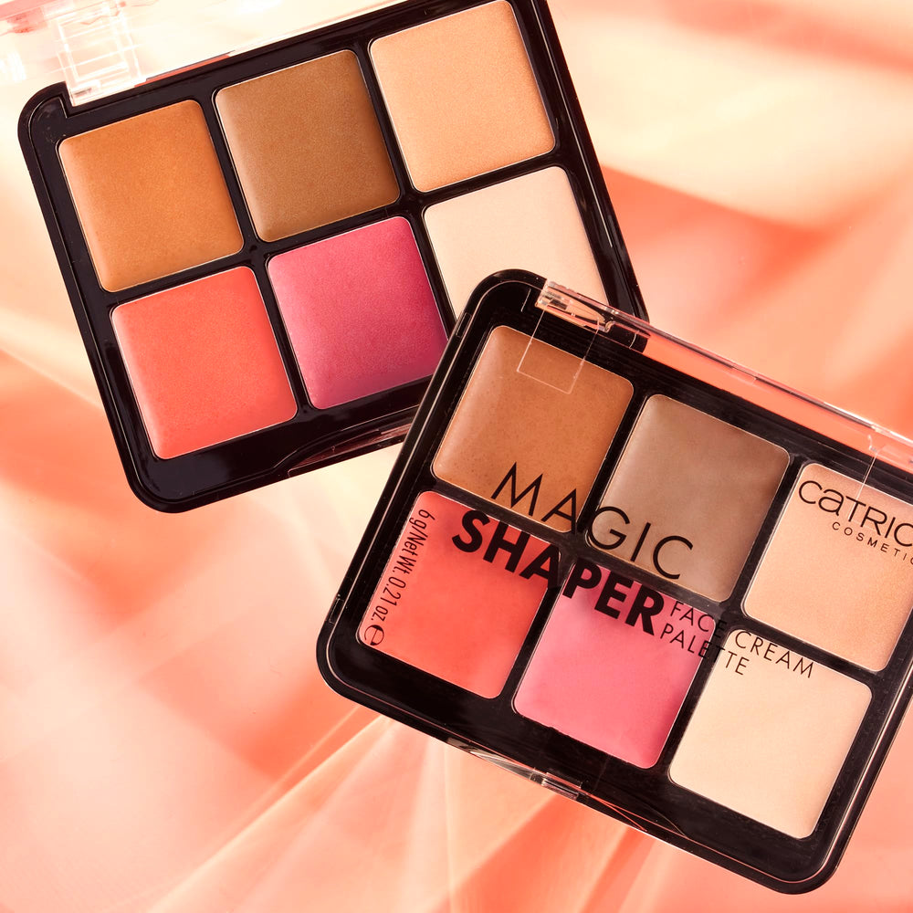 Catrice Paleta crema facial modeladora packaging compacto para viaje y retoques rápidos.