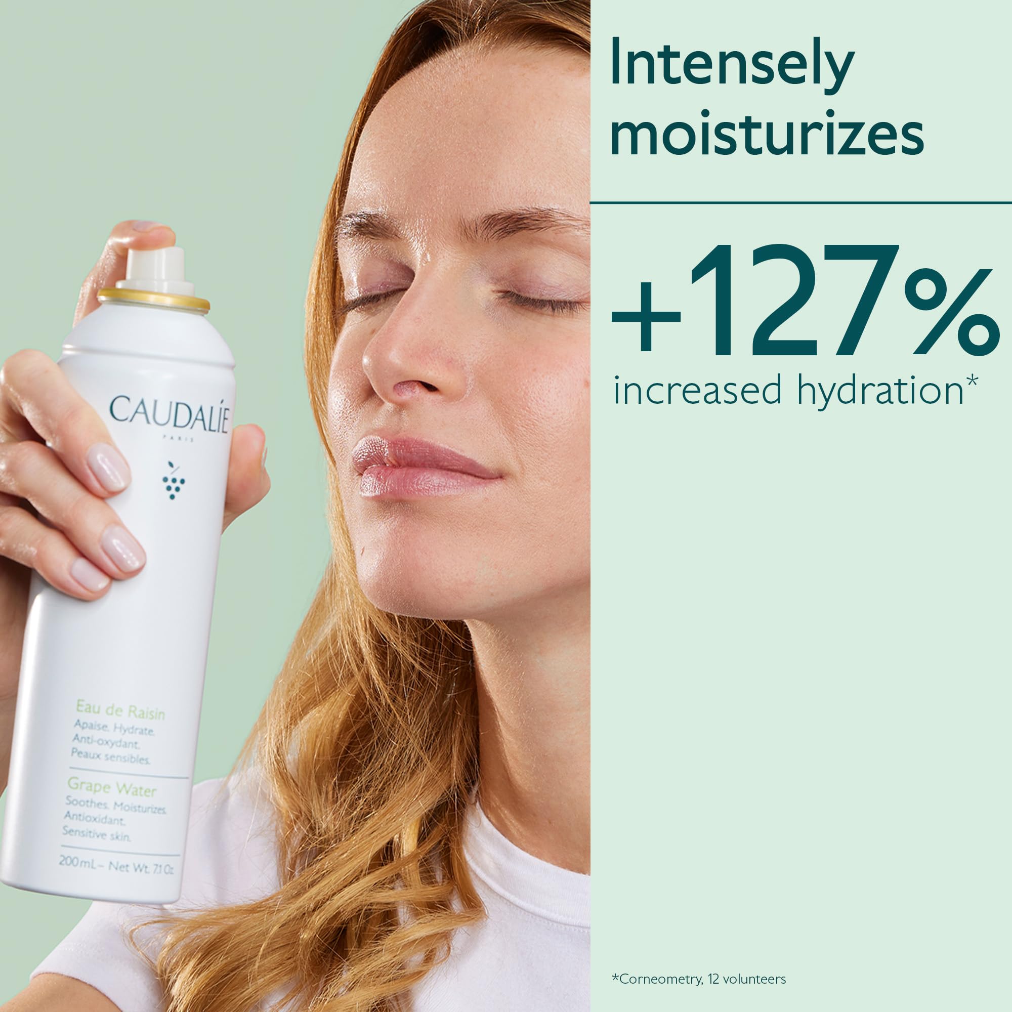 Caudalie efecto hidratante en el rostro para un aspecto más radiante.