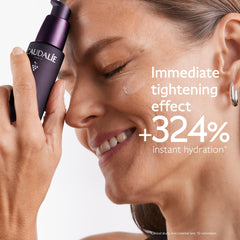 Caudalie Premier Cru Suero aplicado en rostro, piel suave y lista para seguir con la rutina.