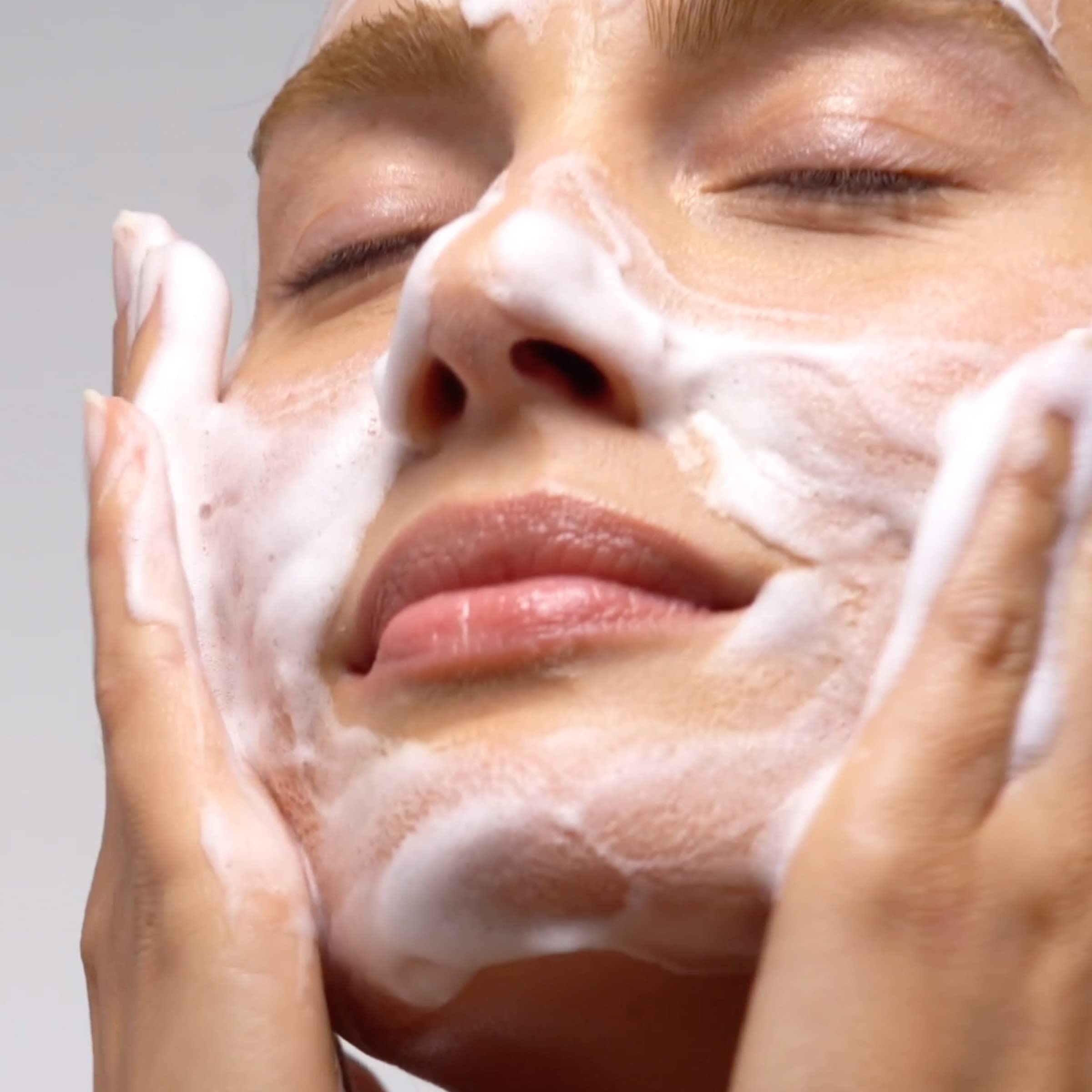 Caudalie Vinoclean extracto de salvia, purifica y tonifica sin resecar.