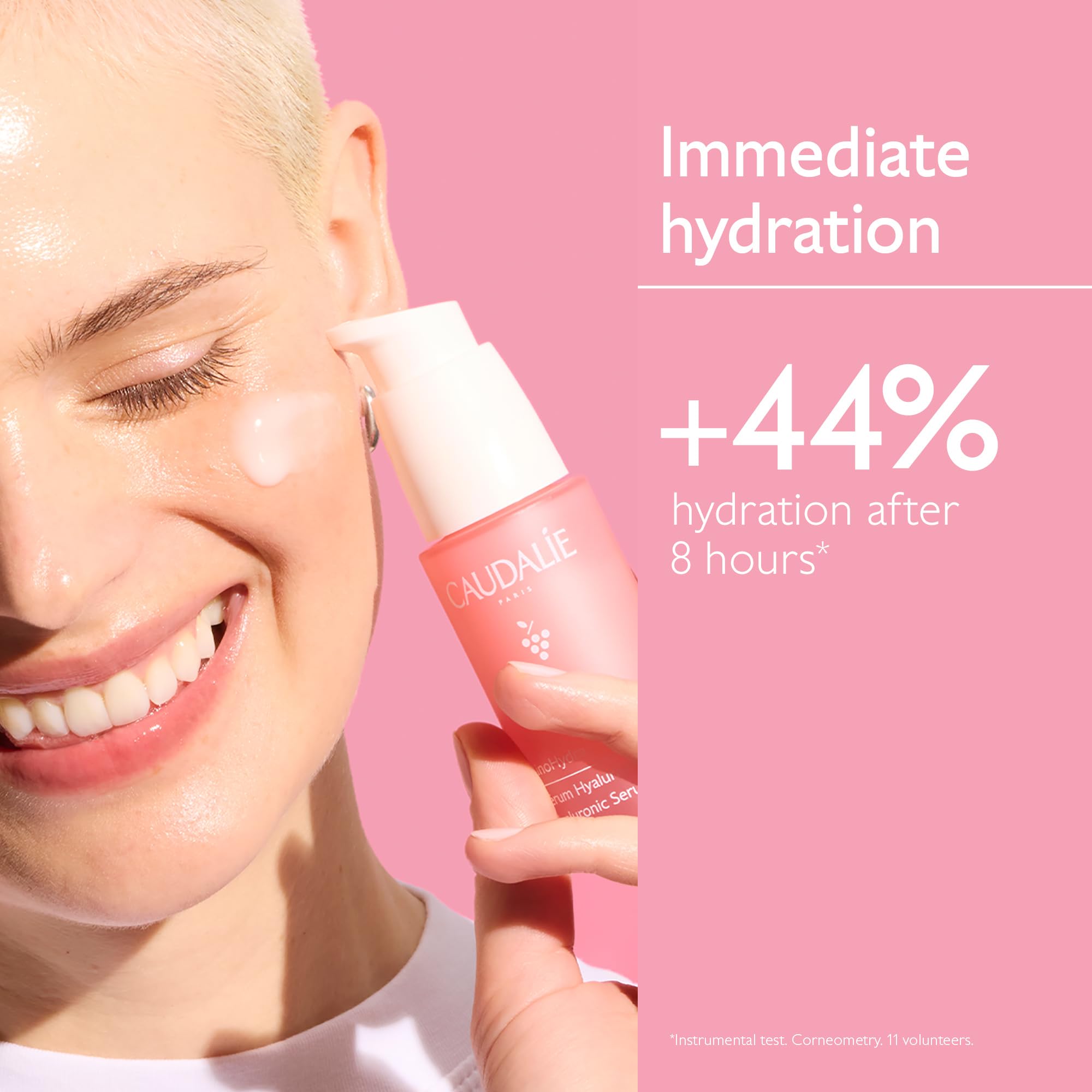 Caudalie VinoHydra Serum, agua de uva orgánica que hidrata la piel.