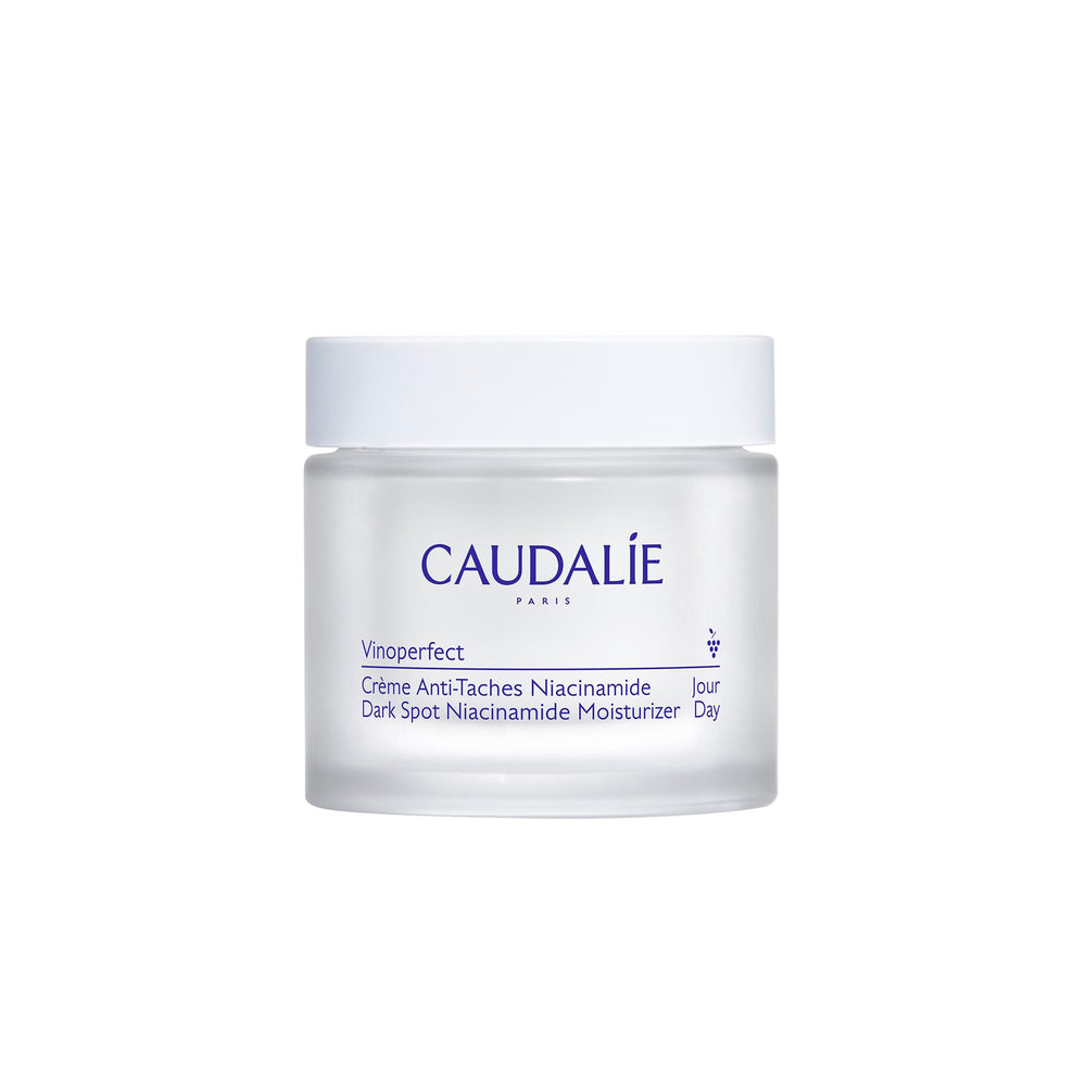 Caudalie Vinoperfect crema iluminadora, textura sedosa para piel radiante al aplicar