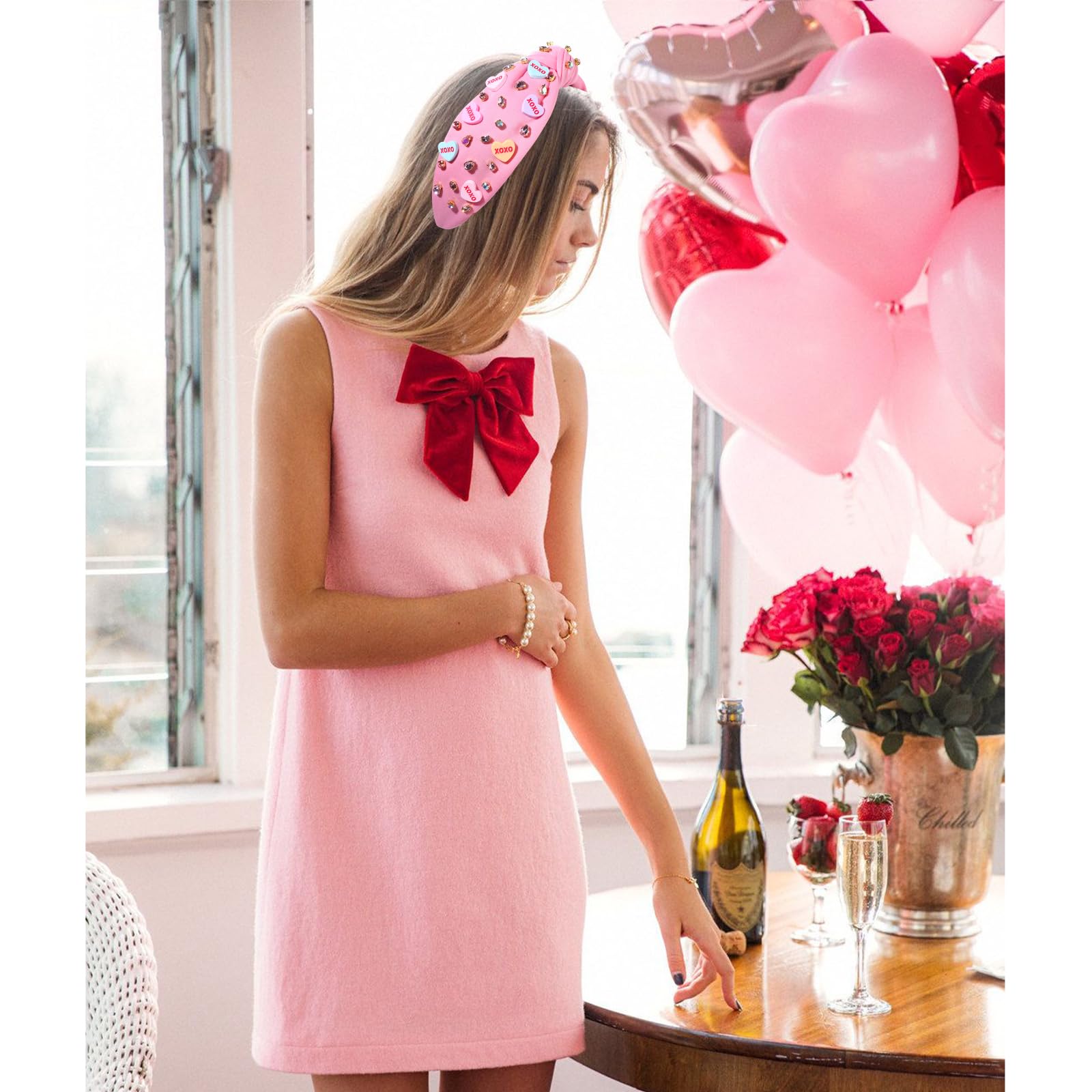 Diadema CEALXHENY con corazón rosado y cristales para look diario elegante.