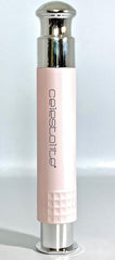Celestolite Estrella Serum ingredientes clave: péptidos y cafeína para contornos sutiles.