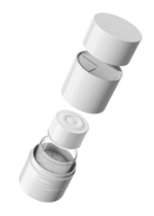 Celimax Doble Barrera aplicación en rostro, masaje agradable que facilita la eliminación de impurezas.