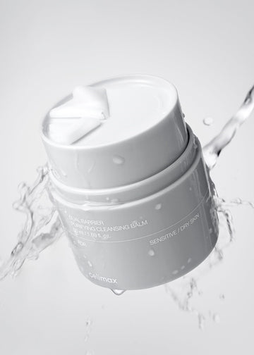 Celimax Doble Barrera textura del bálsamo, se transforma en aceite y leche para limpieza suave.