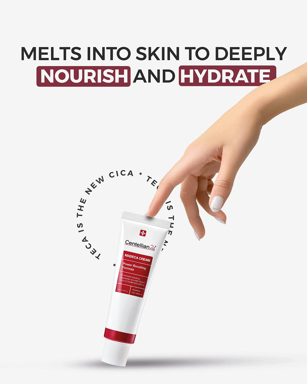 Aplicación de CENTELLIAN 24 Madeca Cream con la mano