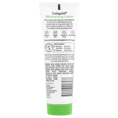 Cetaphil Crema hidratante sin fragancia aplicada en la palma para piel seca