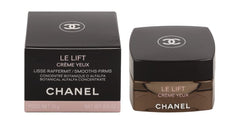 CHANEL Le Lift Crème Yeux, aplicación suave alrededor del contorno para una mirada más fresca