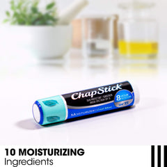 ChapStick Protección Solar SPF 15 para labios al aire libre.