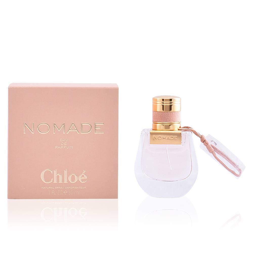 Chloe Nomade: acabado del frasco realza la elegancia y presencia en la estantería.