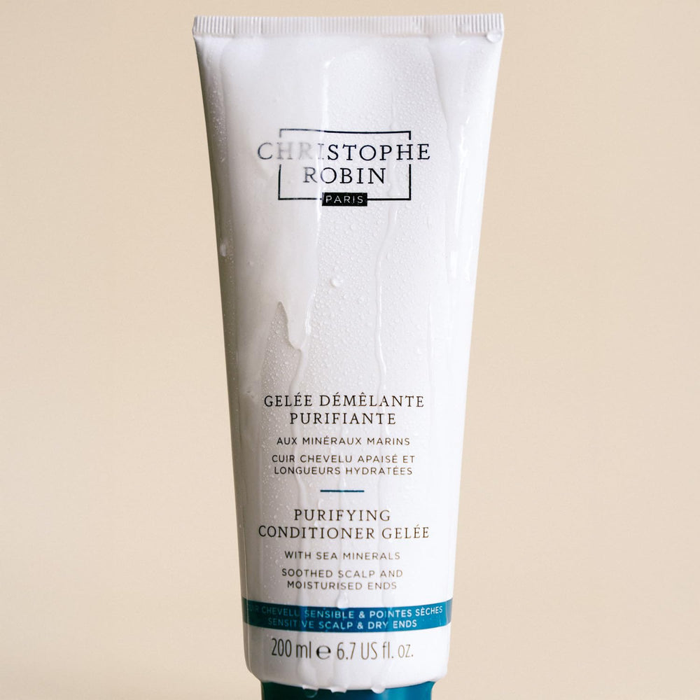 Christophe Robin Cuero cabelludo equilibrado, textura gel revitalizante y sensación de frescura diaria.