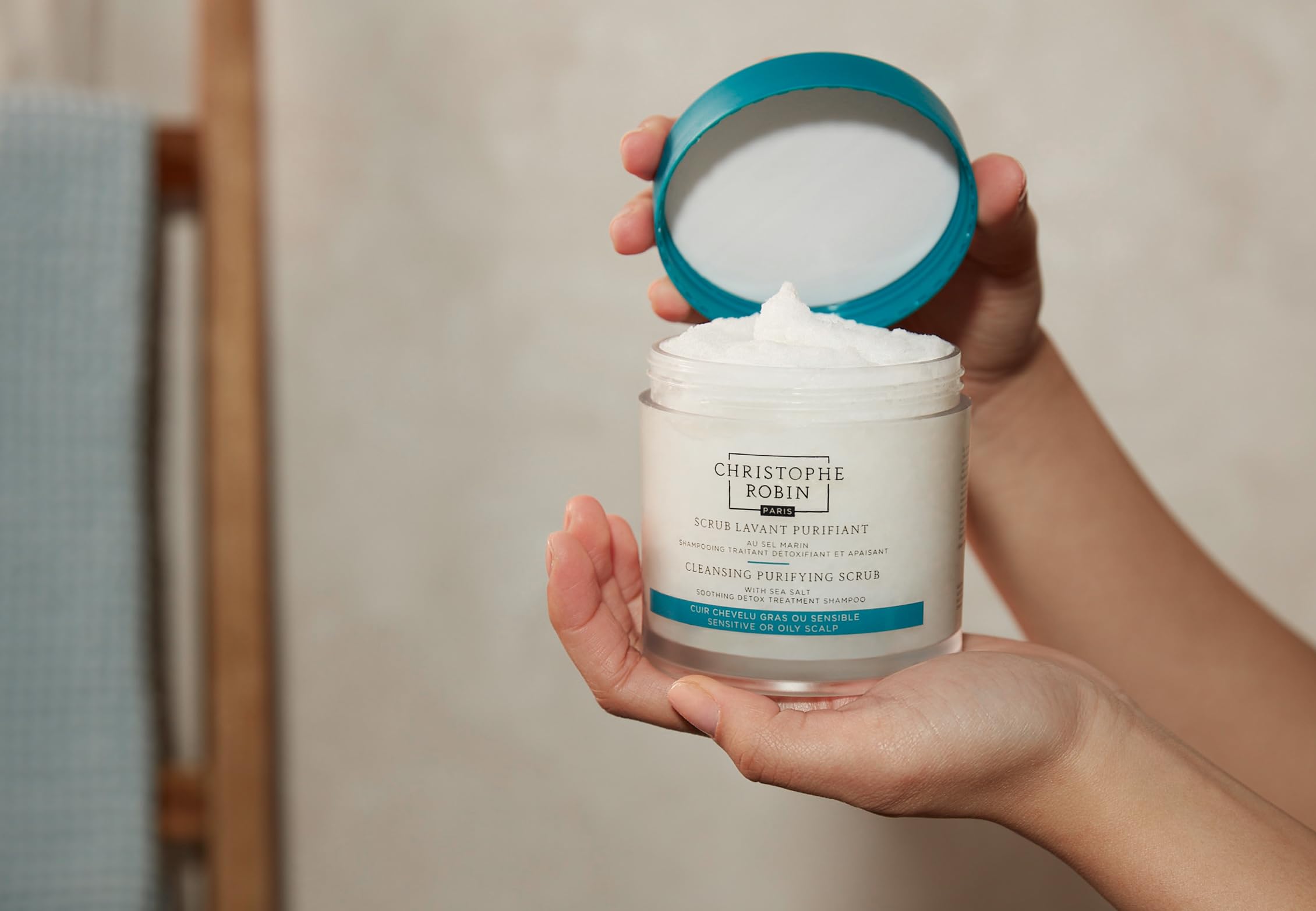 Christophe Robin: sensación calmante que alivia irritación de forma suave.