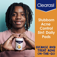 Clearasil ayuda a controlar el aceite y el brillo de la piel.