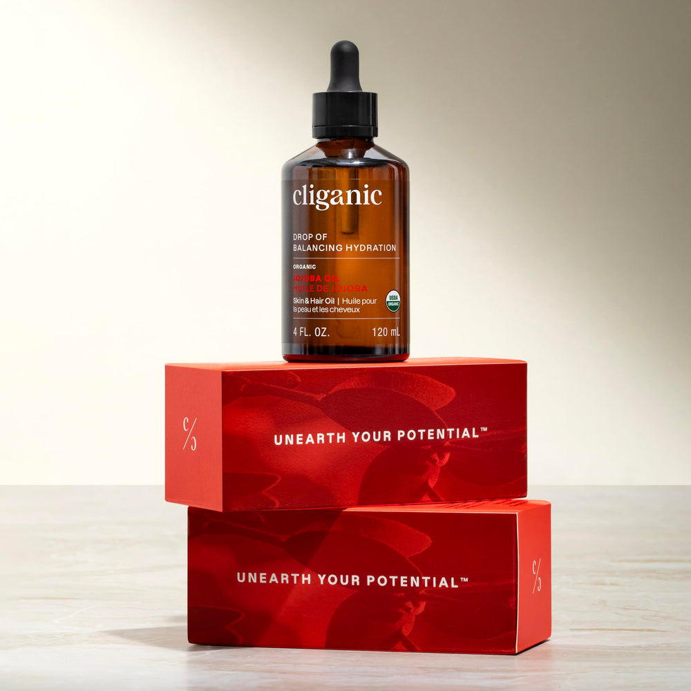 Cliganic Aceite de Jojoba Orgánico 4oz empaque sostenible y práctico.