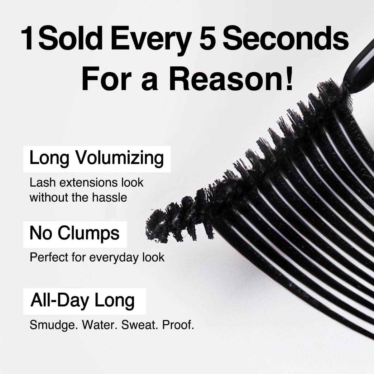 CLIO Kill Lash Superproof Mascara ofrece acabado efecto extensión para pestañas más pobladas.