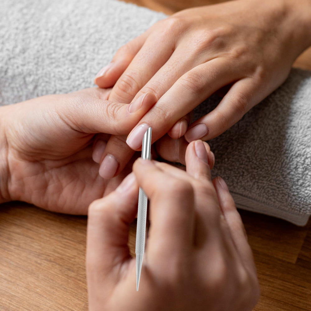 Clofiak kit-cuidado-uñas-profesional ideal para salones y casa
