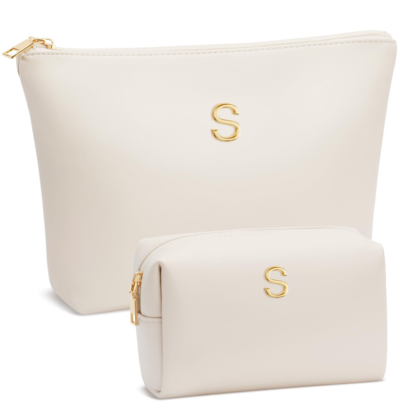 Estuche CLOUDWINGS con inicial beige, ideal para regalo