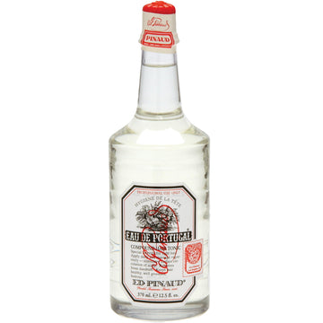 Clubman Pinaud Eau de Portugal, frasco clásico que aporta brillo natural al cabello ligero.